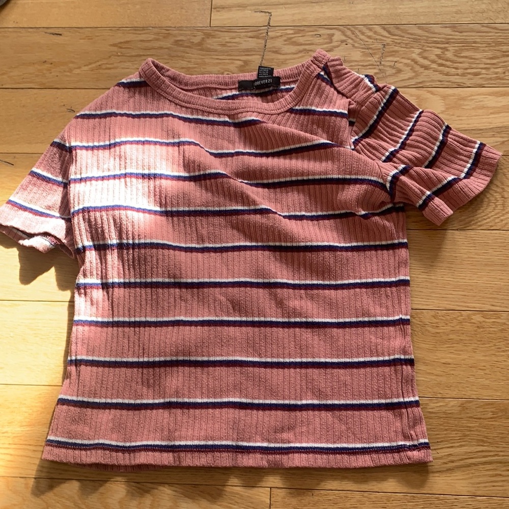 Forever 21. Medium